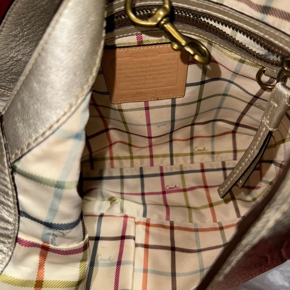 Coach Sophie Duffel 12503 Metallic Gold
Leather - Picture 8 of 9